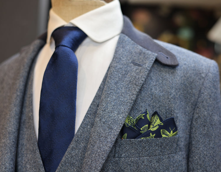 How to fold a Pocket Square
