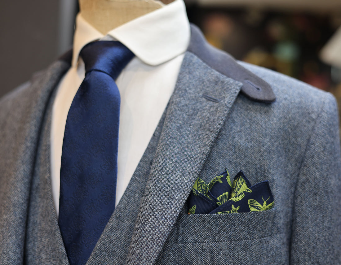 How to fold a Pocket Square